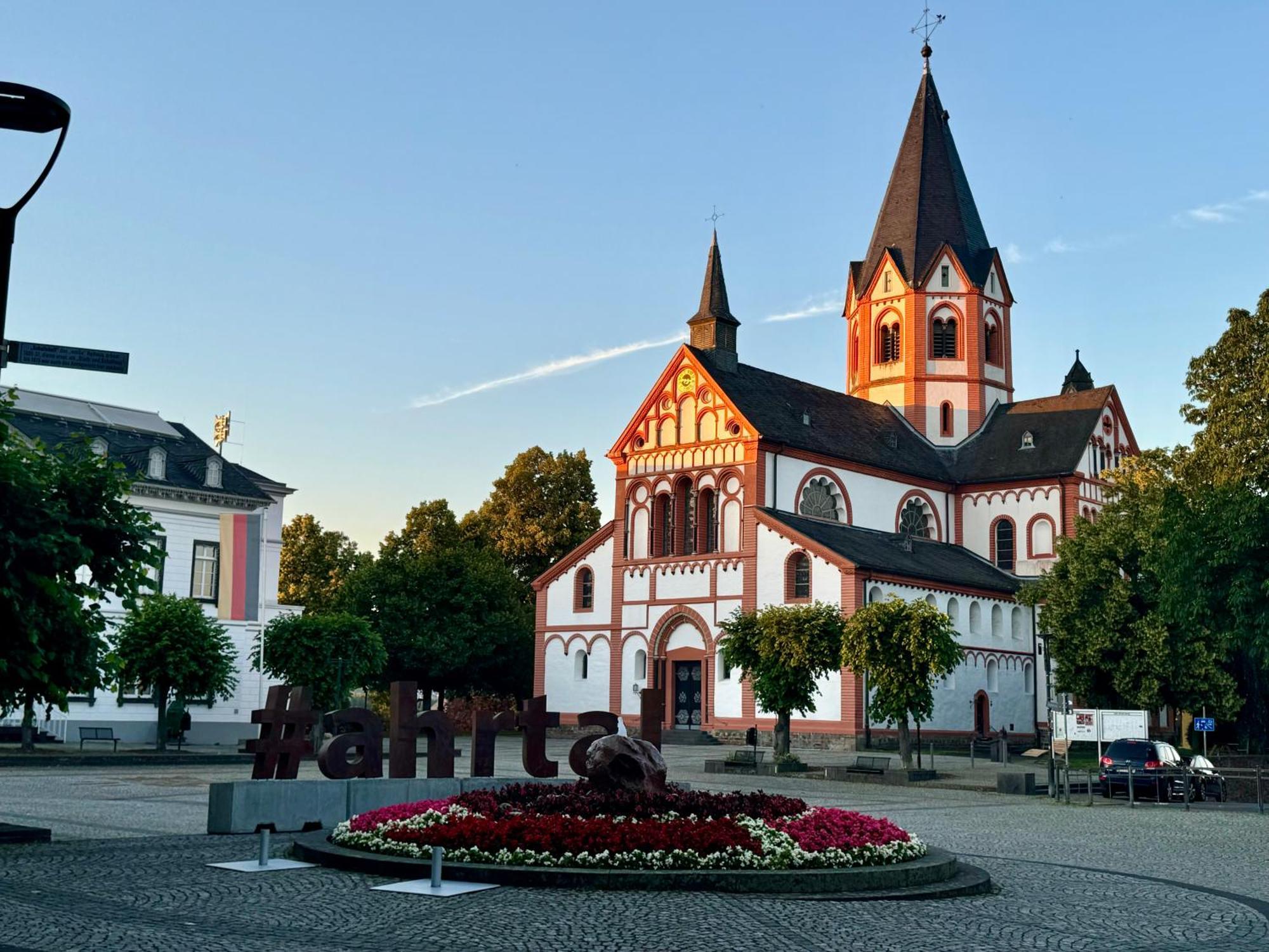 Pension Zum Ahrblick Sinzig Zewnętrze zdjęcie